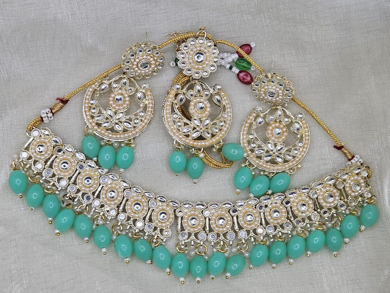 Light Gold Finish Pearls And Stones Choker Set With Tikka