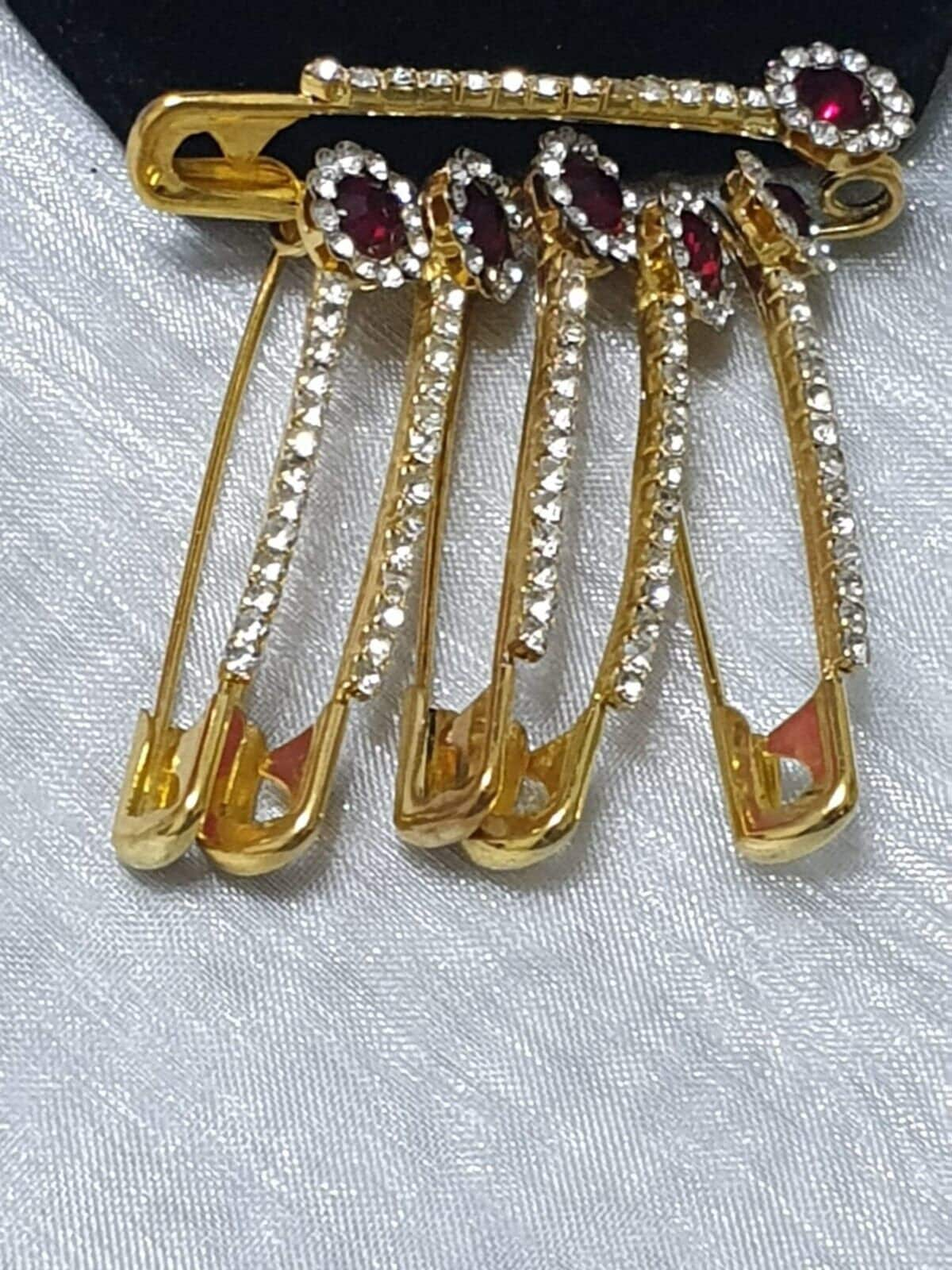 6 X Fancy Golden Silver Colour Diamonds Saree Pin One Side Of Safety Pins