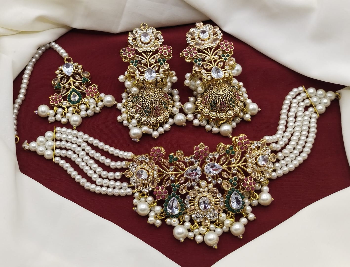 Asian Wedding Kundan pearls choker with Jhumka Jewellery Set