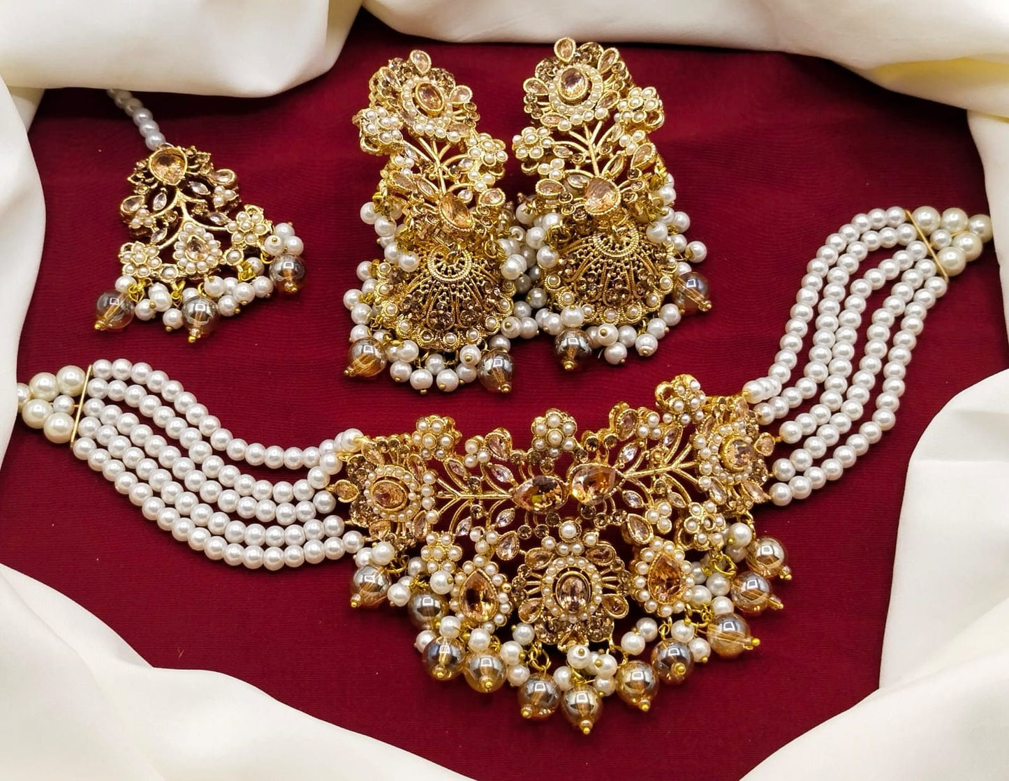 Asian Wedding Kundan pearls choker with Jhumka Jewellery Set