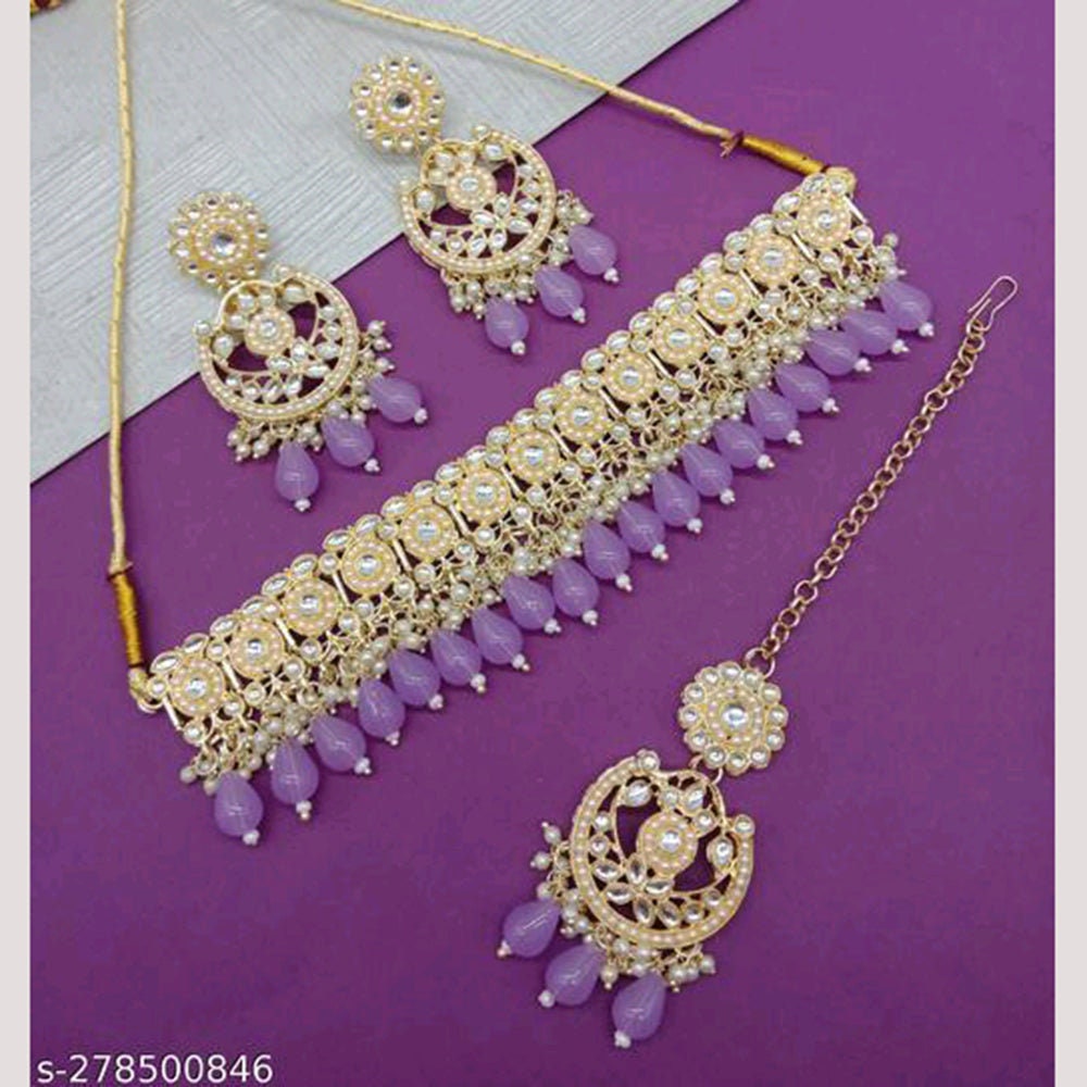 Light Gold Finish Pearls And Stones Choker Set With Tikka