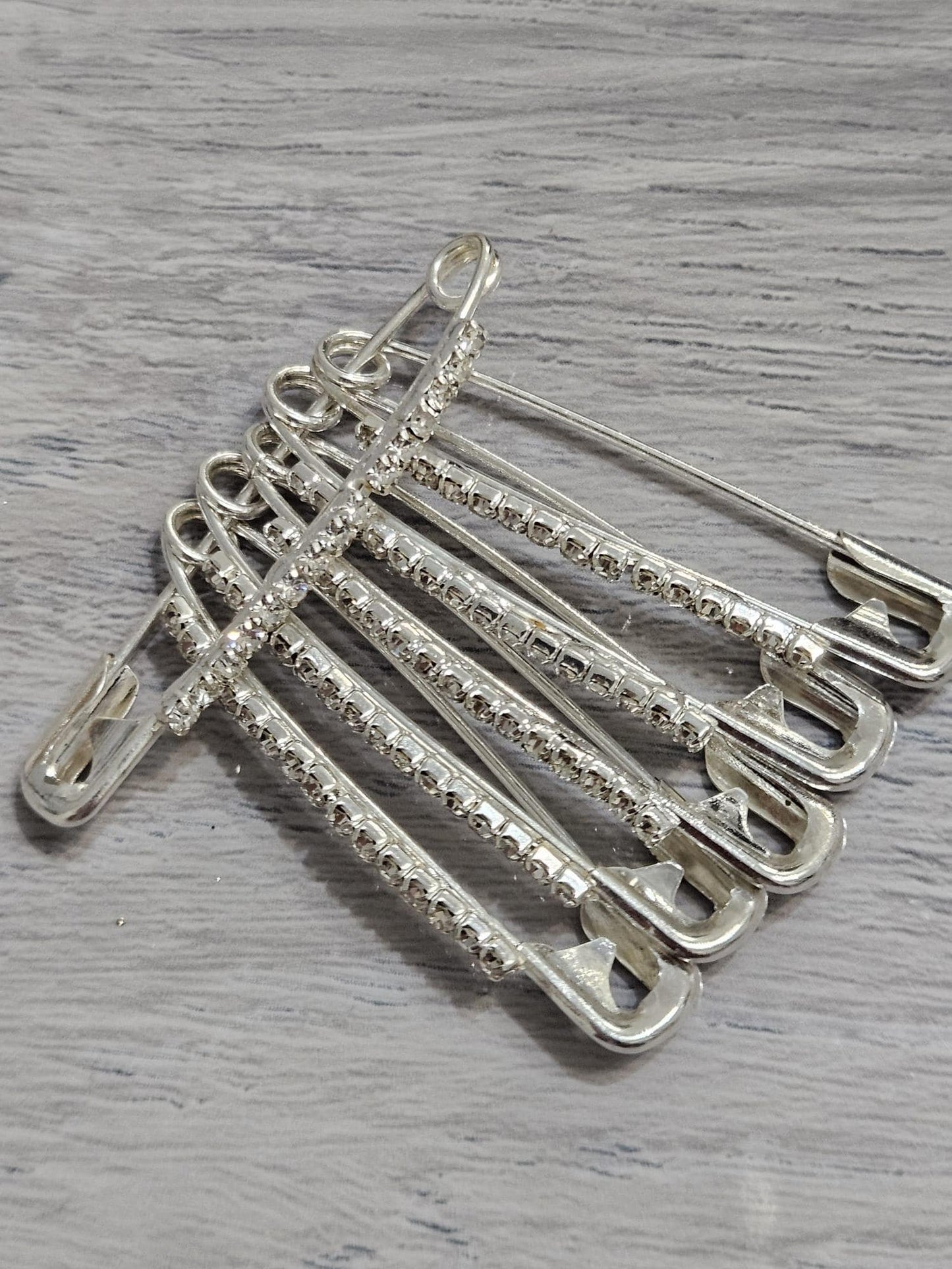 6 X Fancy Golden Silver Colour Diamonds Saree Pin One Side Of Safety Pins