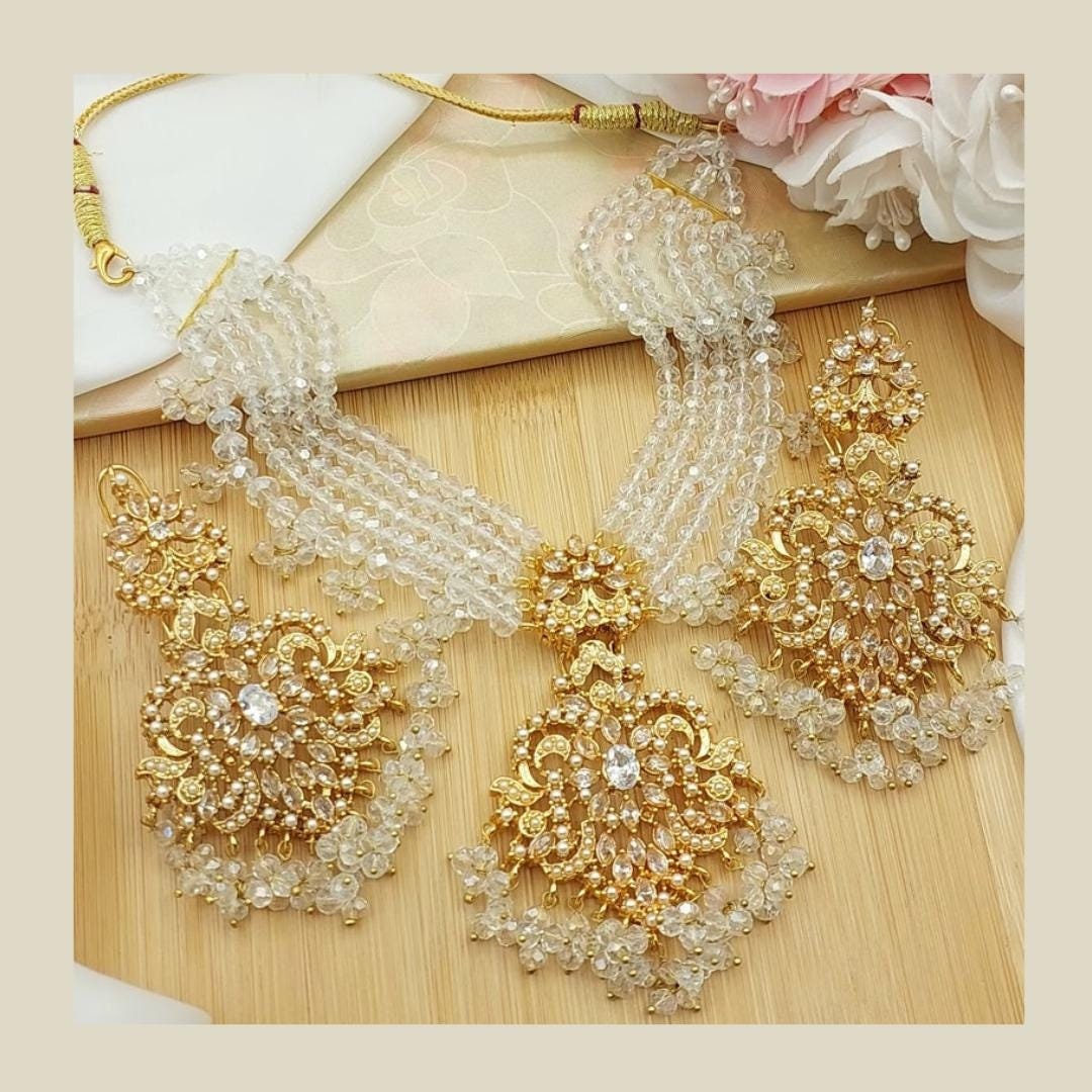 Asian Gold Base Choker Necklace Set Pearls Stones