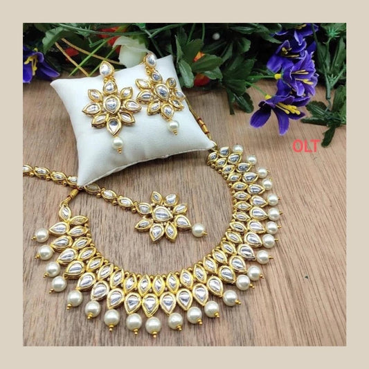 Asian Jewellery Gold Finish Crystal Kundan Necklace Set